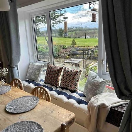 Wooden Cottage With Lake View Enniskillen Esterno foto